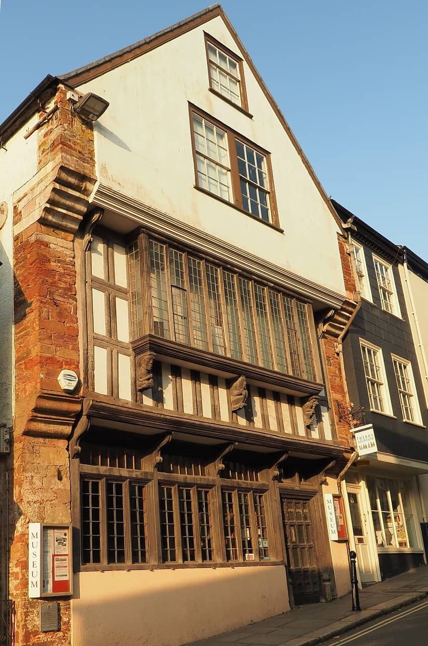 Eclectic Local Collections