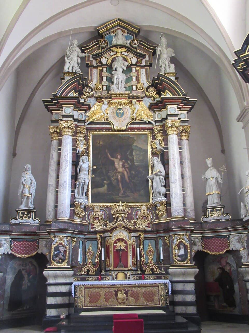 Riverside Path & City Walls