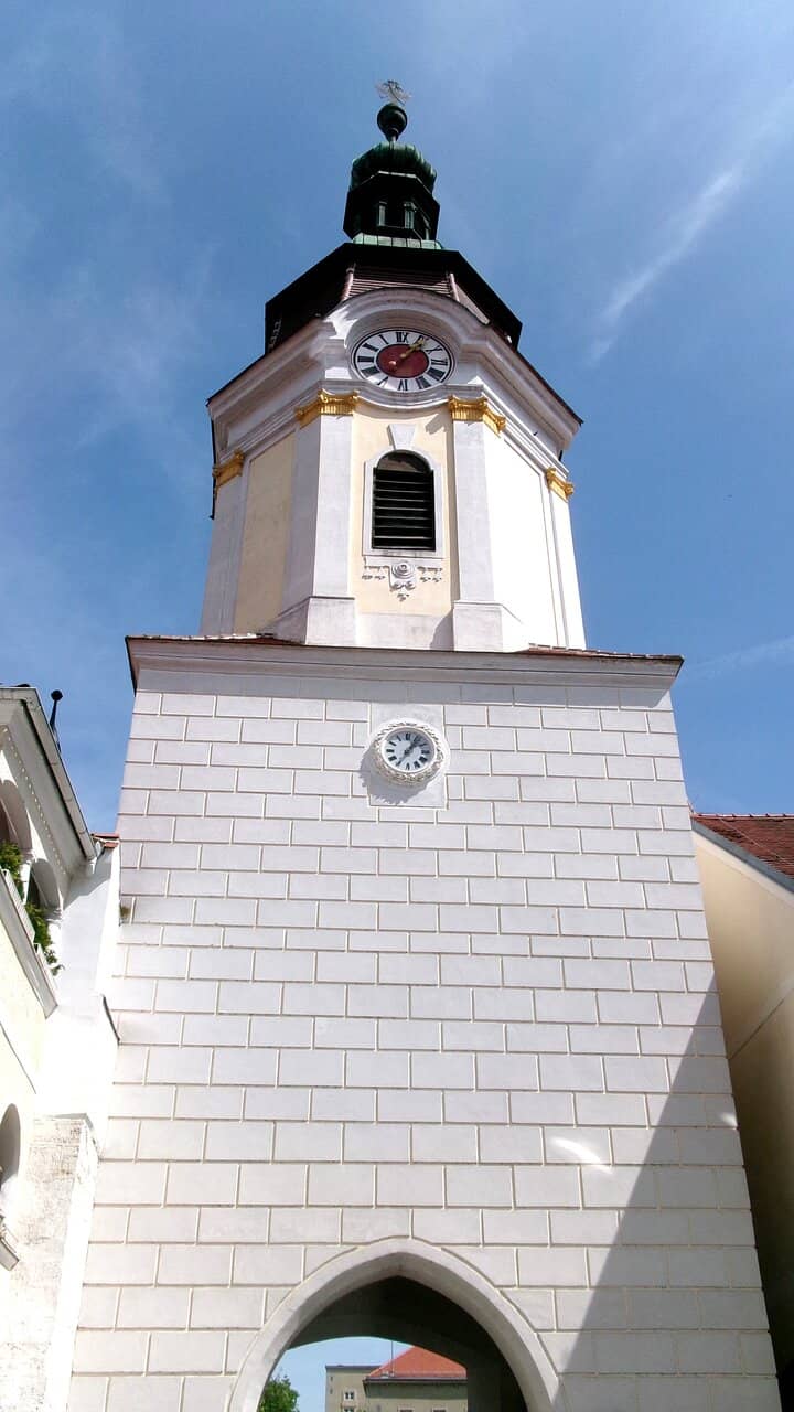 The Majestic Steiner Tor