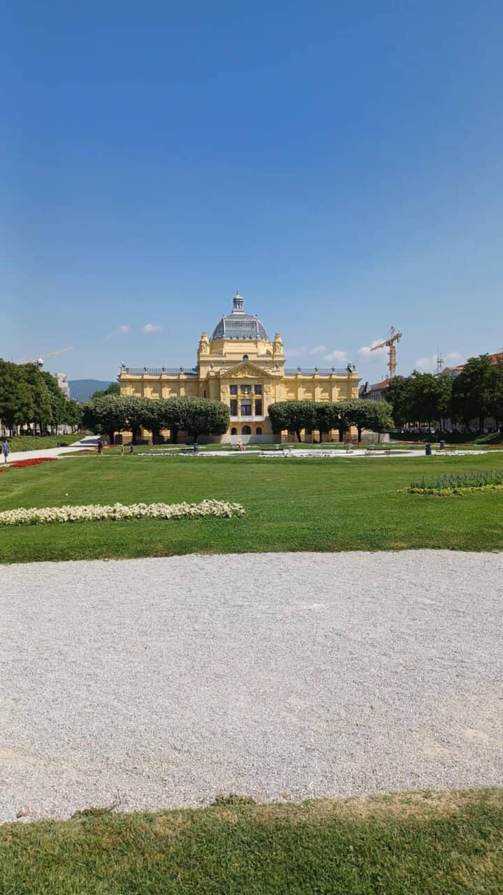 Rotating Art Exhibitions