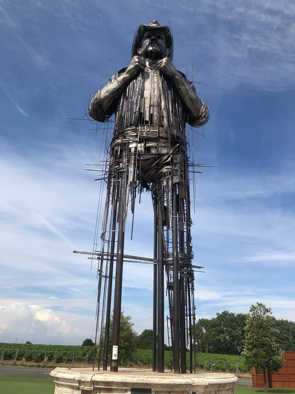 Lemmy Statue & Themed Decor