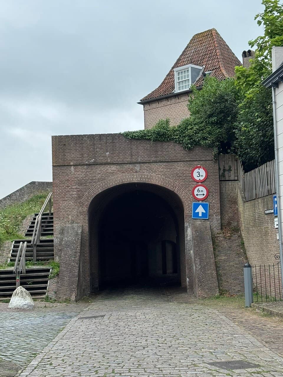 Town Hall & Tourist Information