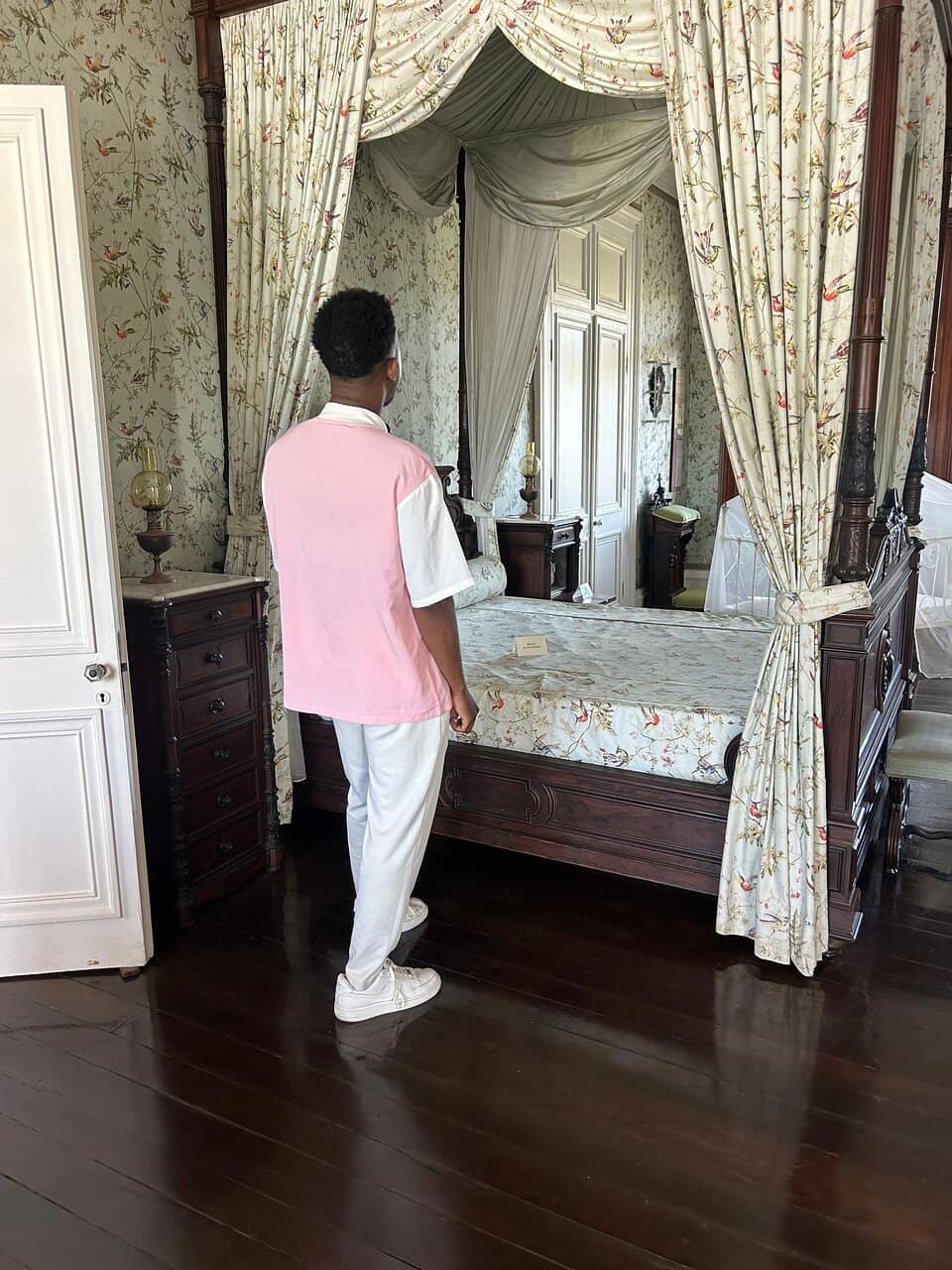 Maps and Art Collection