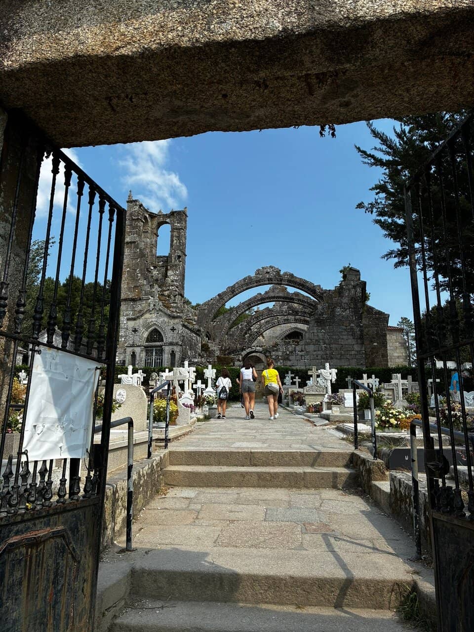 Scenic Hilltop Location