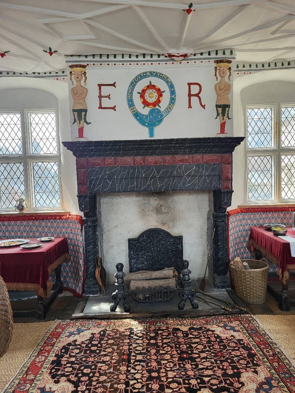 Charming Elizabethan Garden