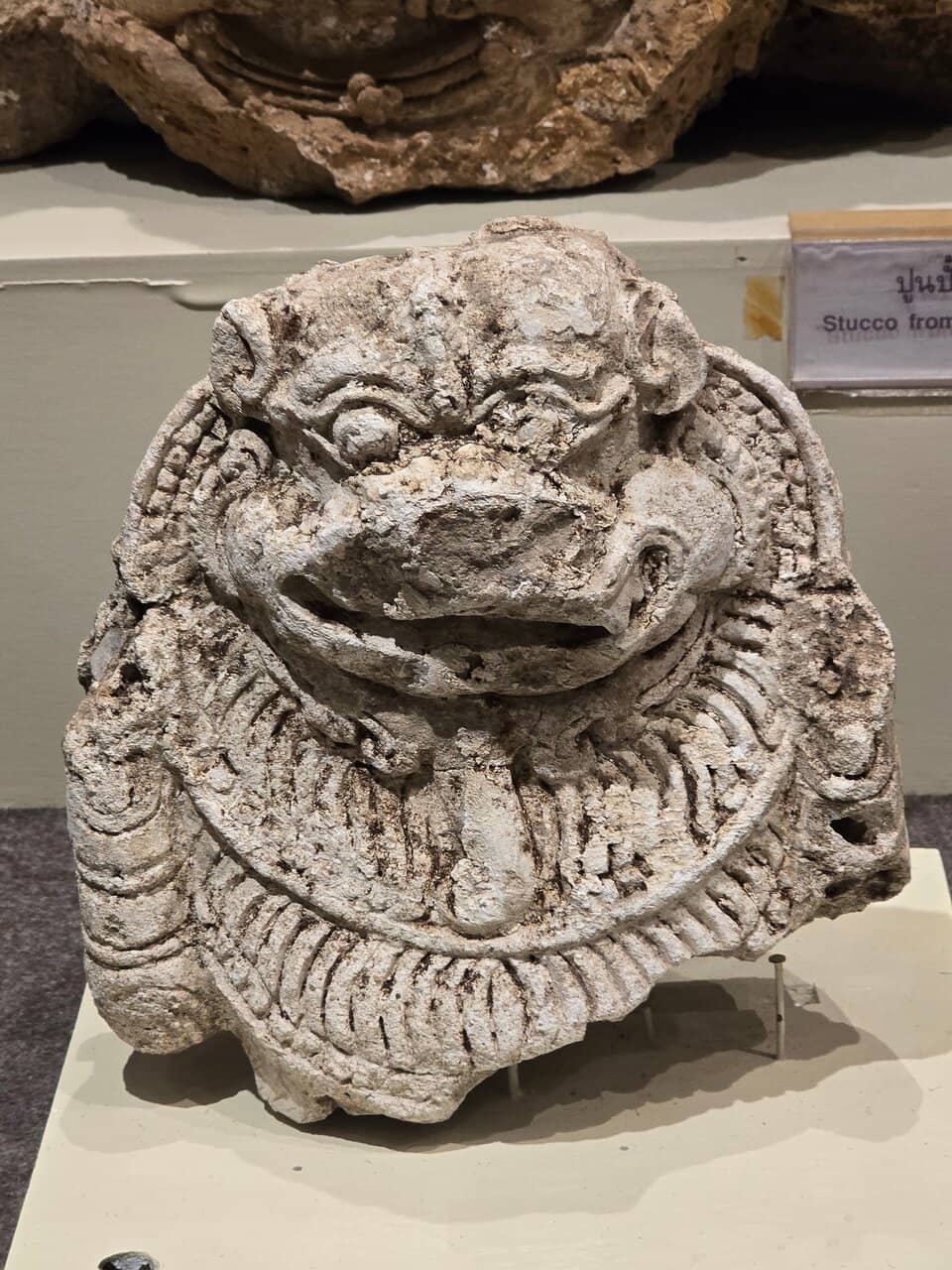 Sukhothai Era Artifacts