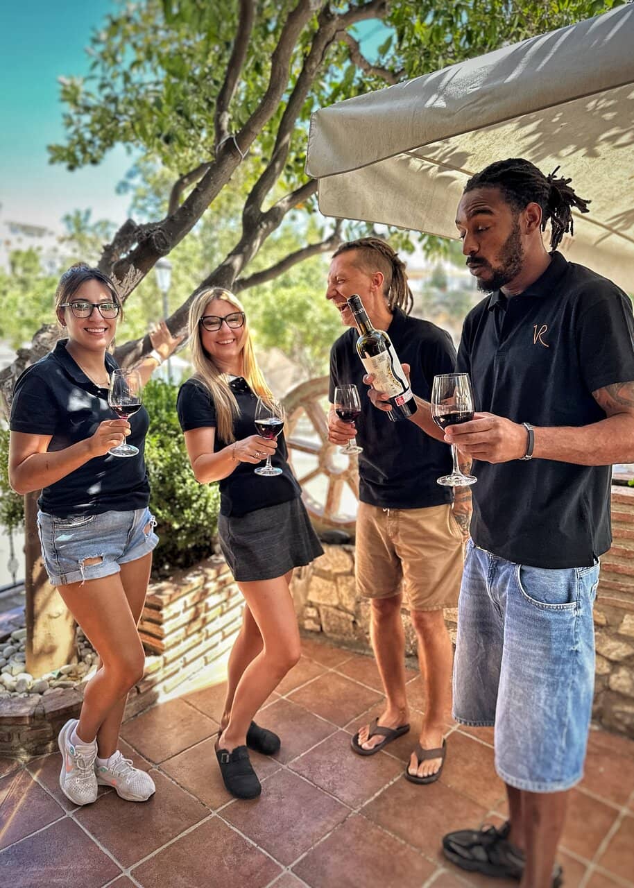 Cozy Ambiance & Friendly Staff