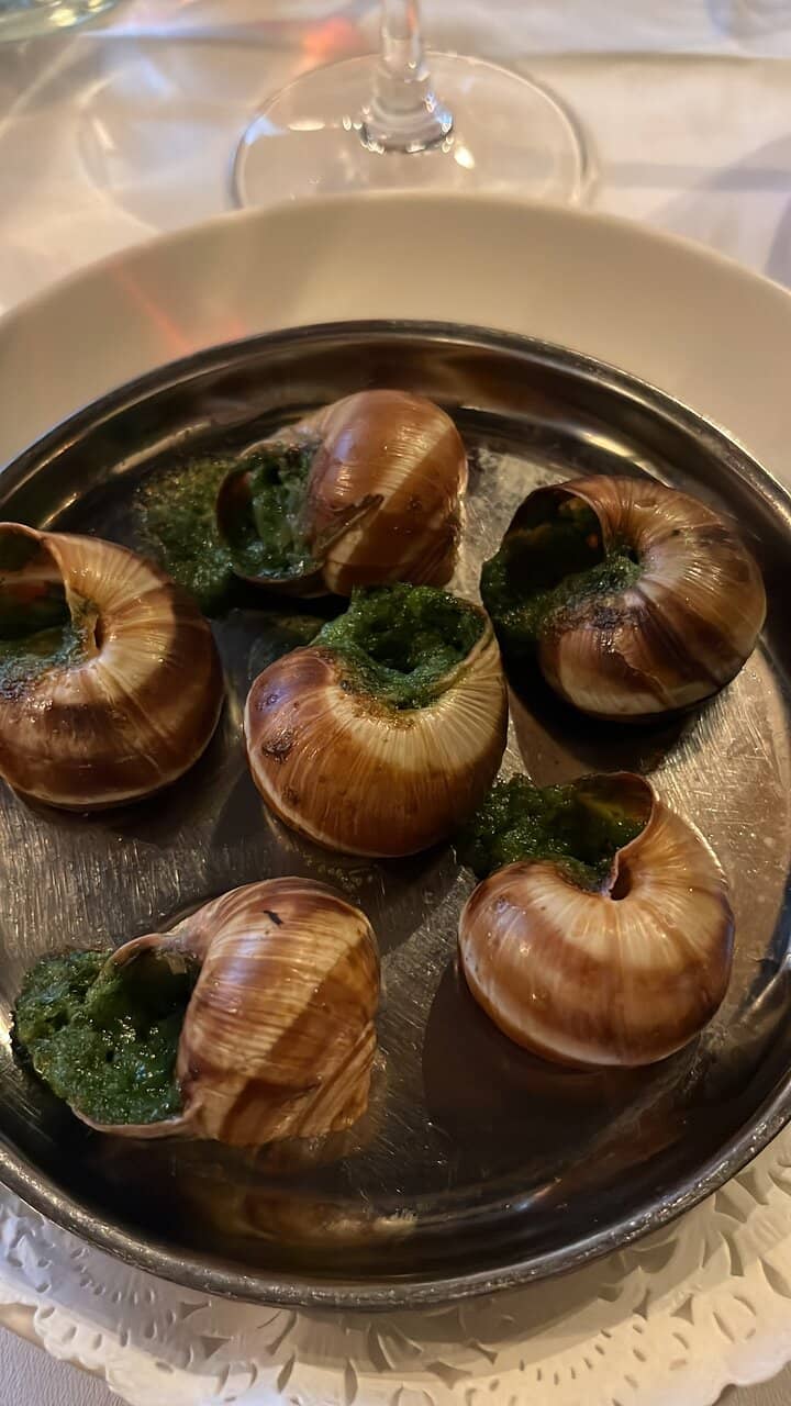 Intimate French Ambiance