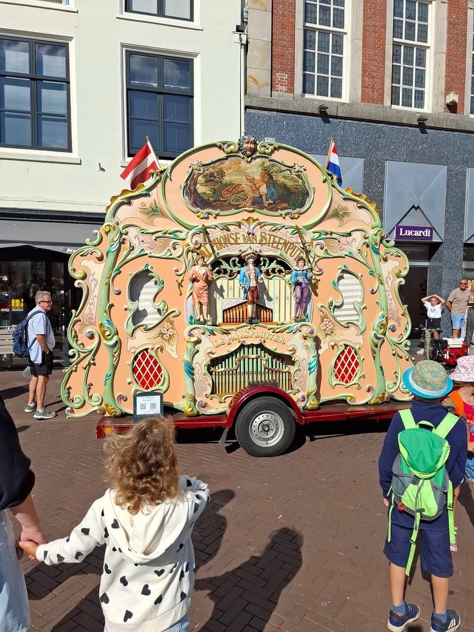 Local Produce & Crafts