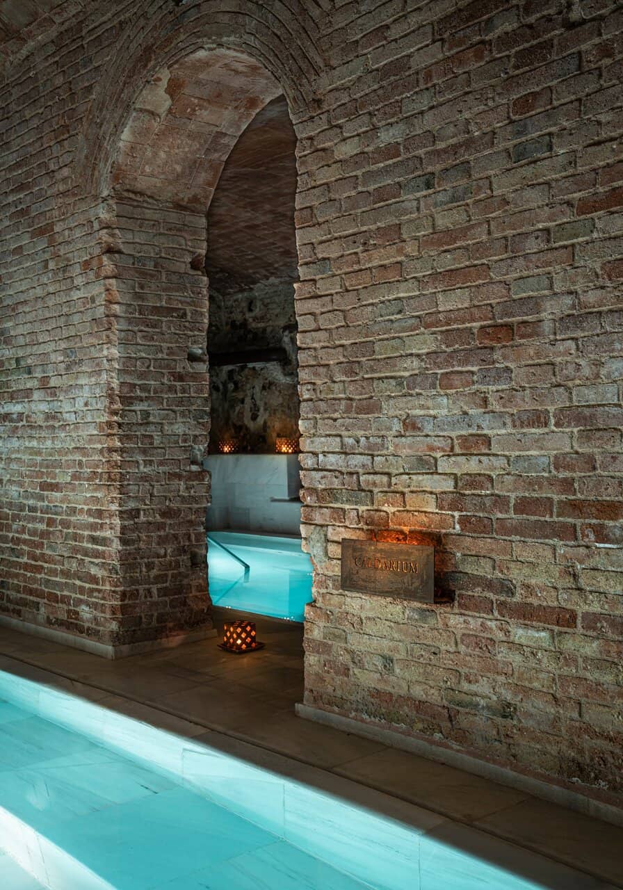 Salt-Water Float Pool