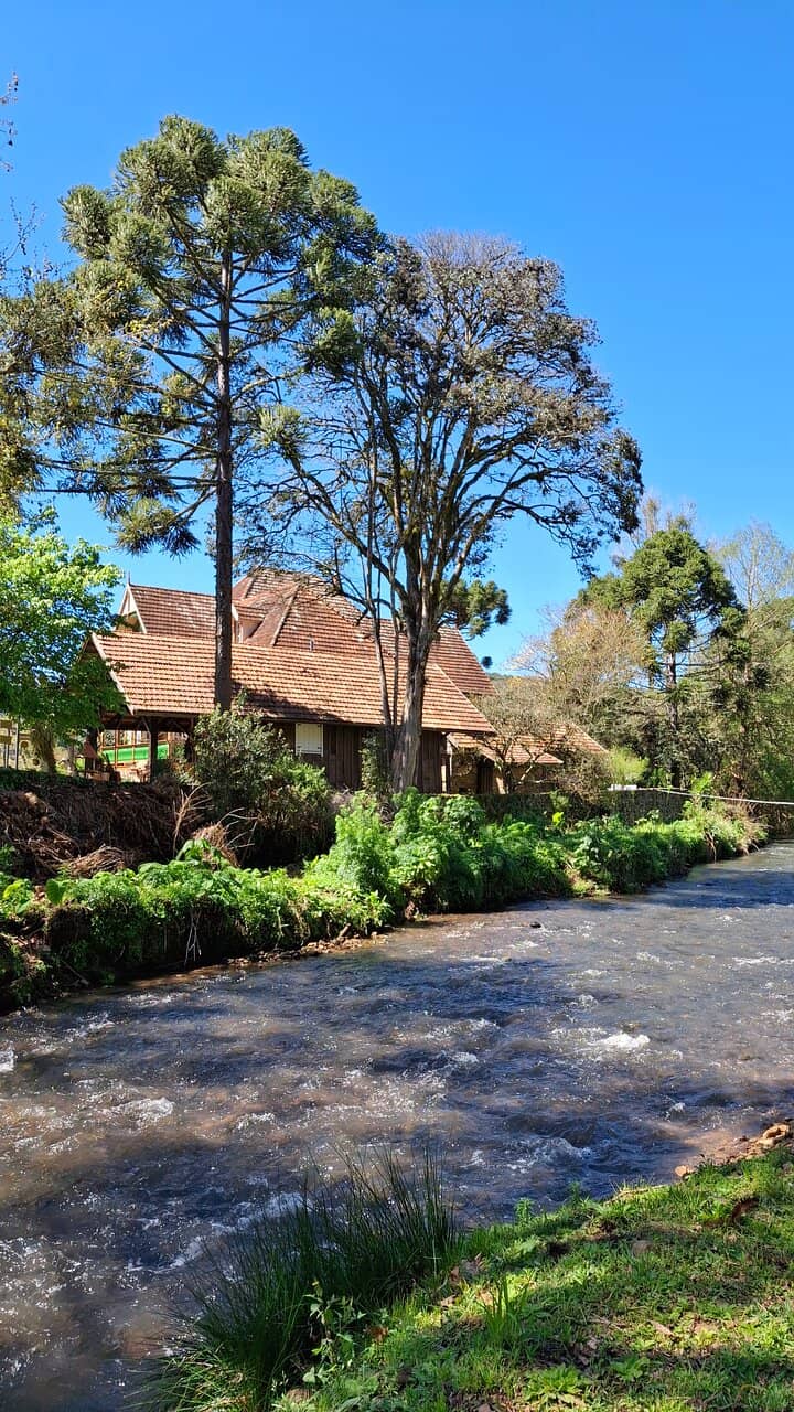 The Charming Castelinho