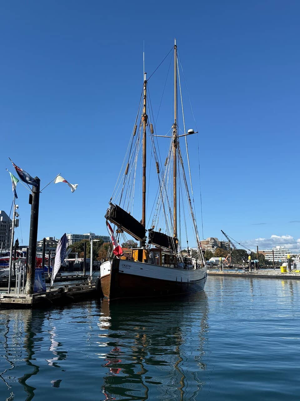Harbour Views & Floating Homes