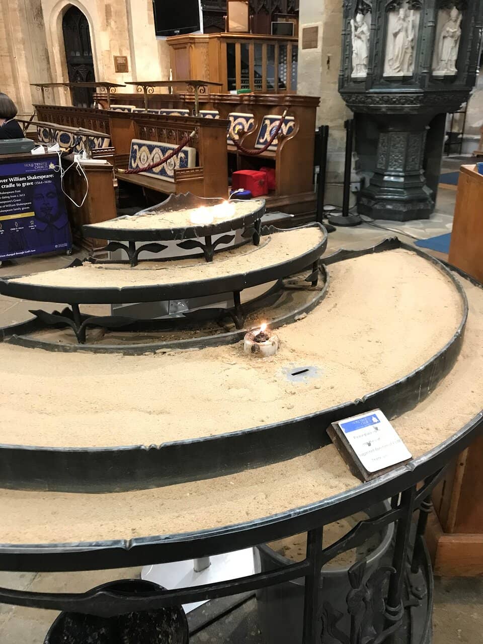 Thriving Youth Ministry