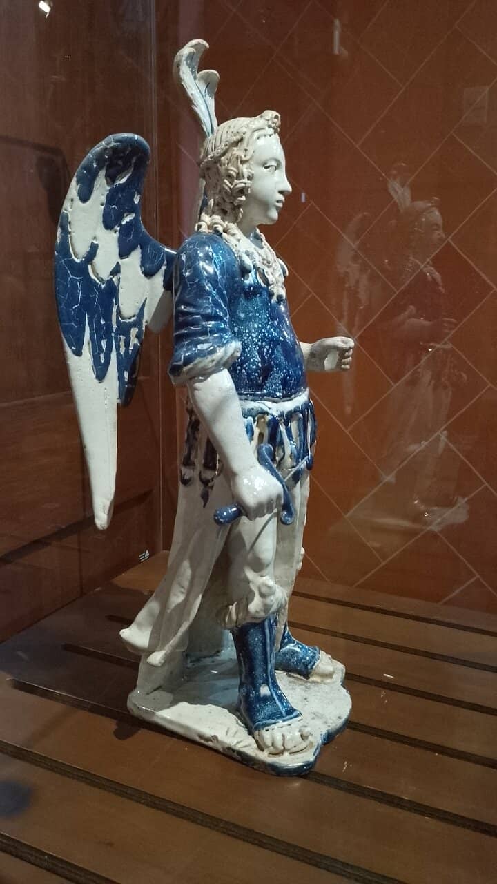Exquisite Decorative Arts
