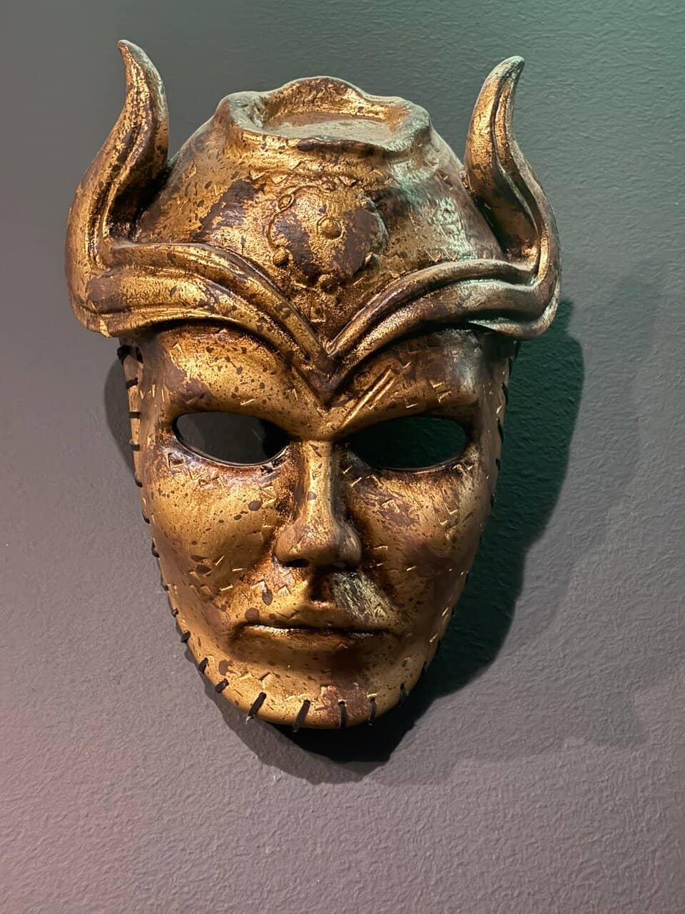 Authentic Props and Costumes