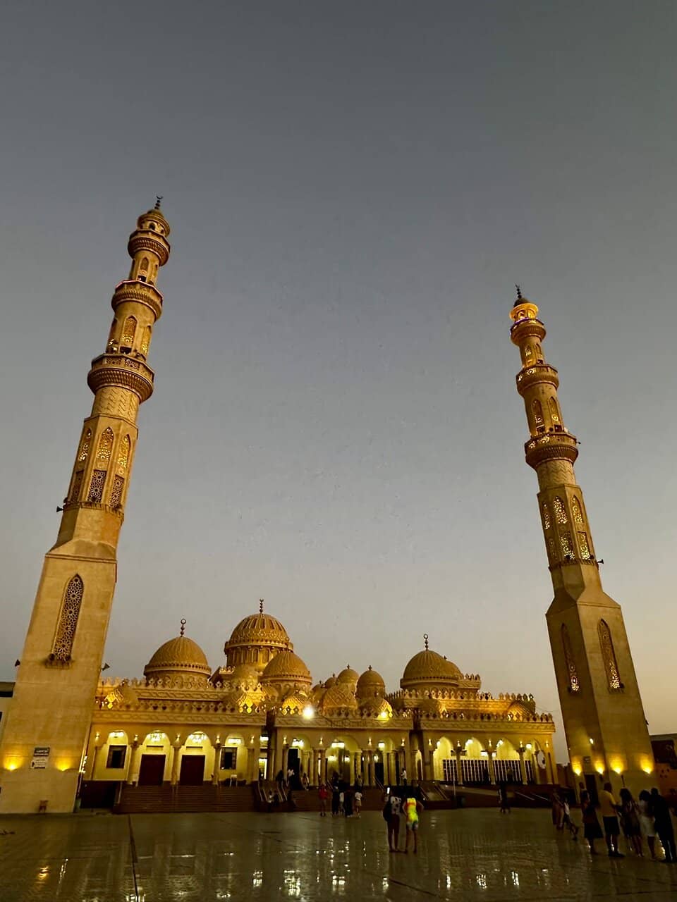 Al Mina Mosque Architecture