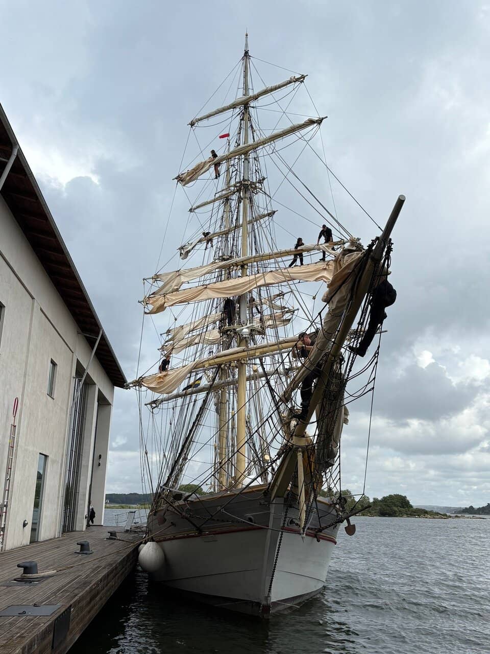 Underwater Tunnel Experience