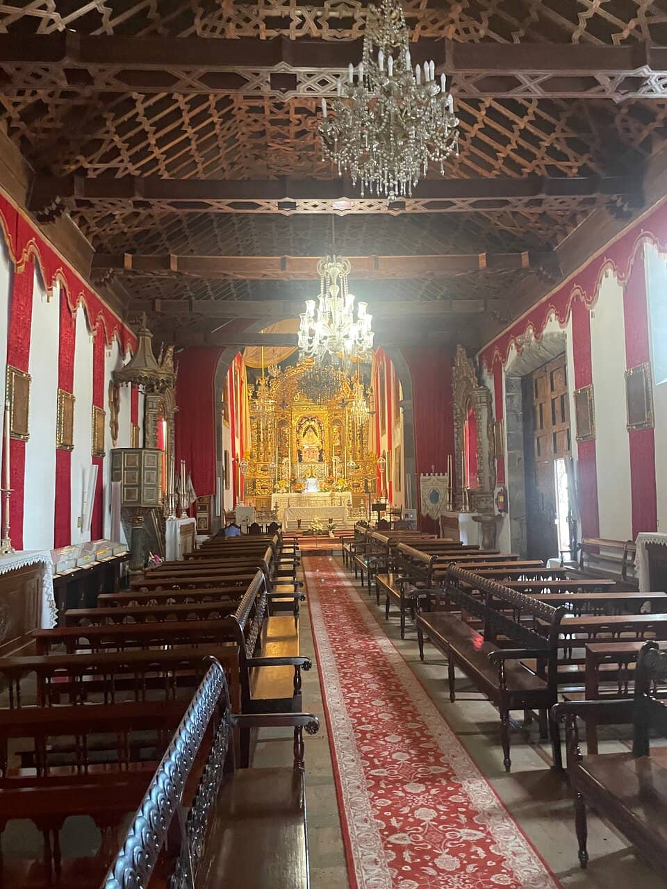 Panoramic Valley Views