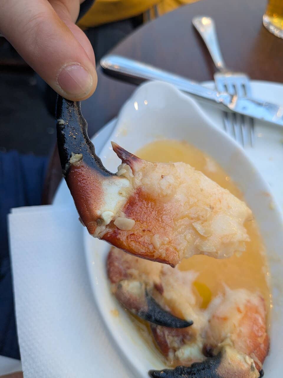 Top-Tier Cocktails & Relaxing Ambiance