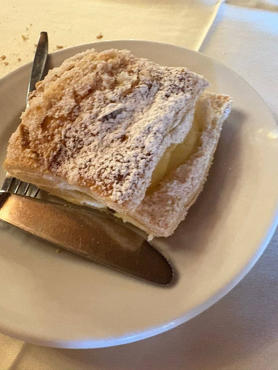 Hojaldre relleno de crema
