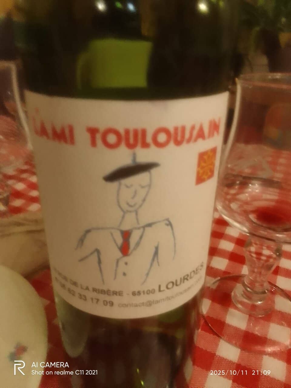 Unique Artistic Atmosphere