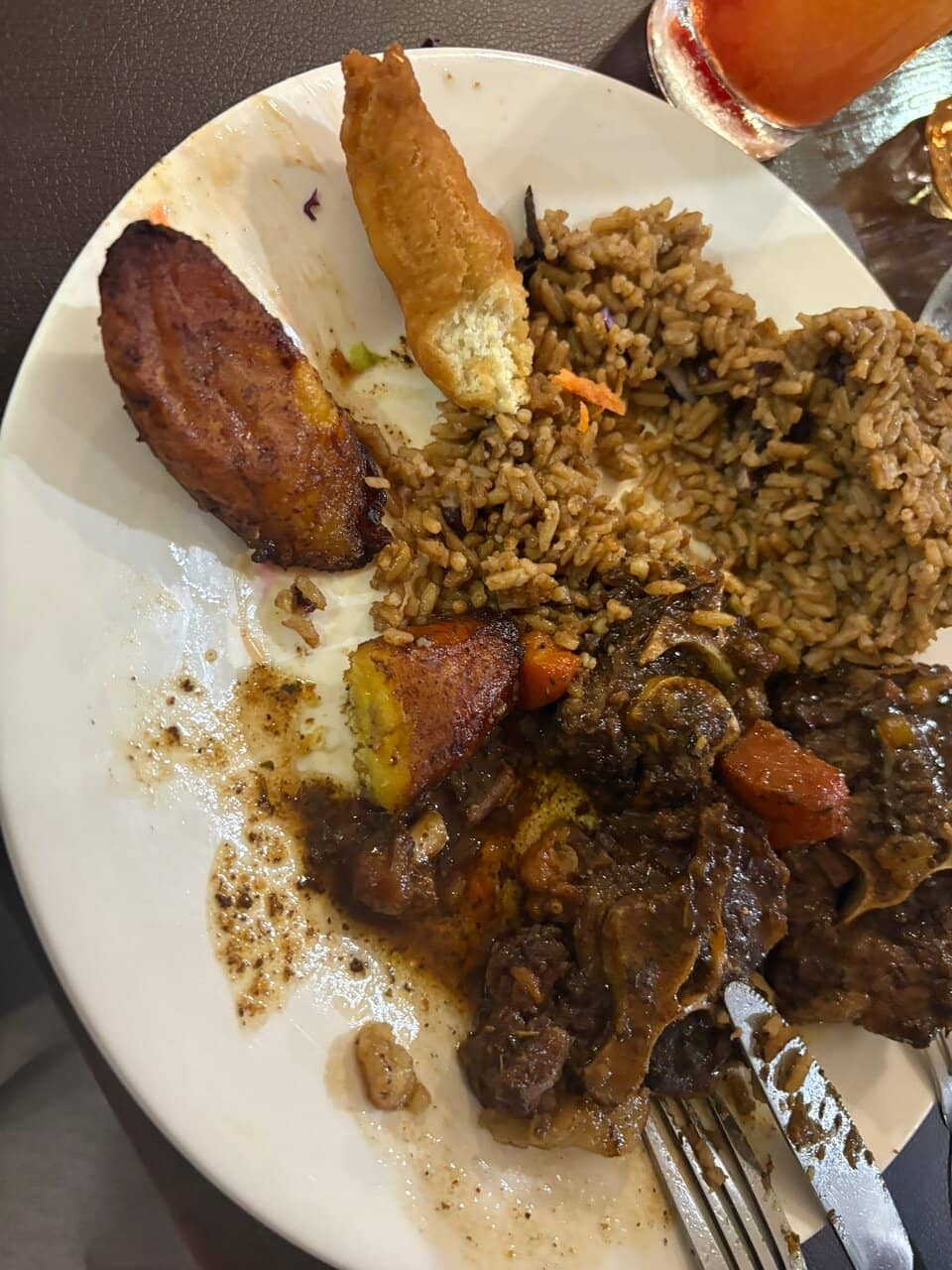 Vibrant Art Walk Ambiance