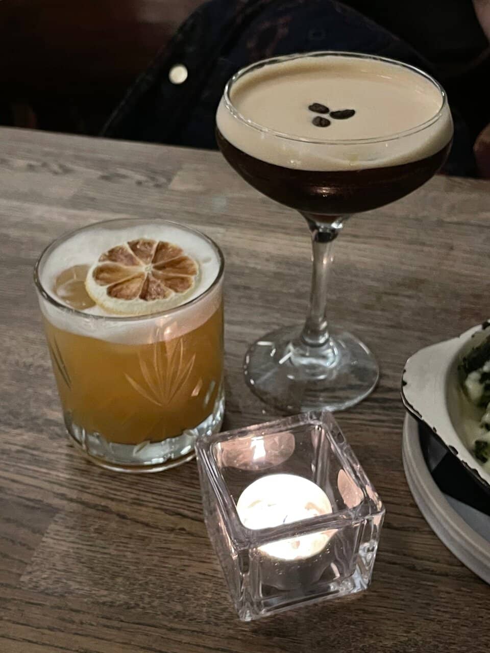 Chic Atmosphere & Extensive Gin List