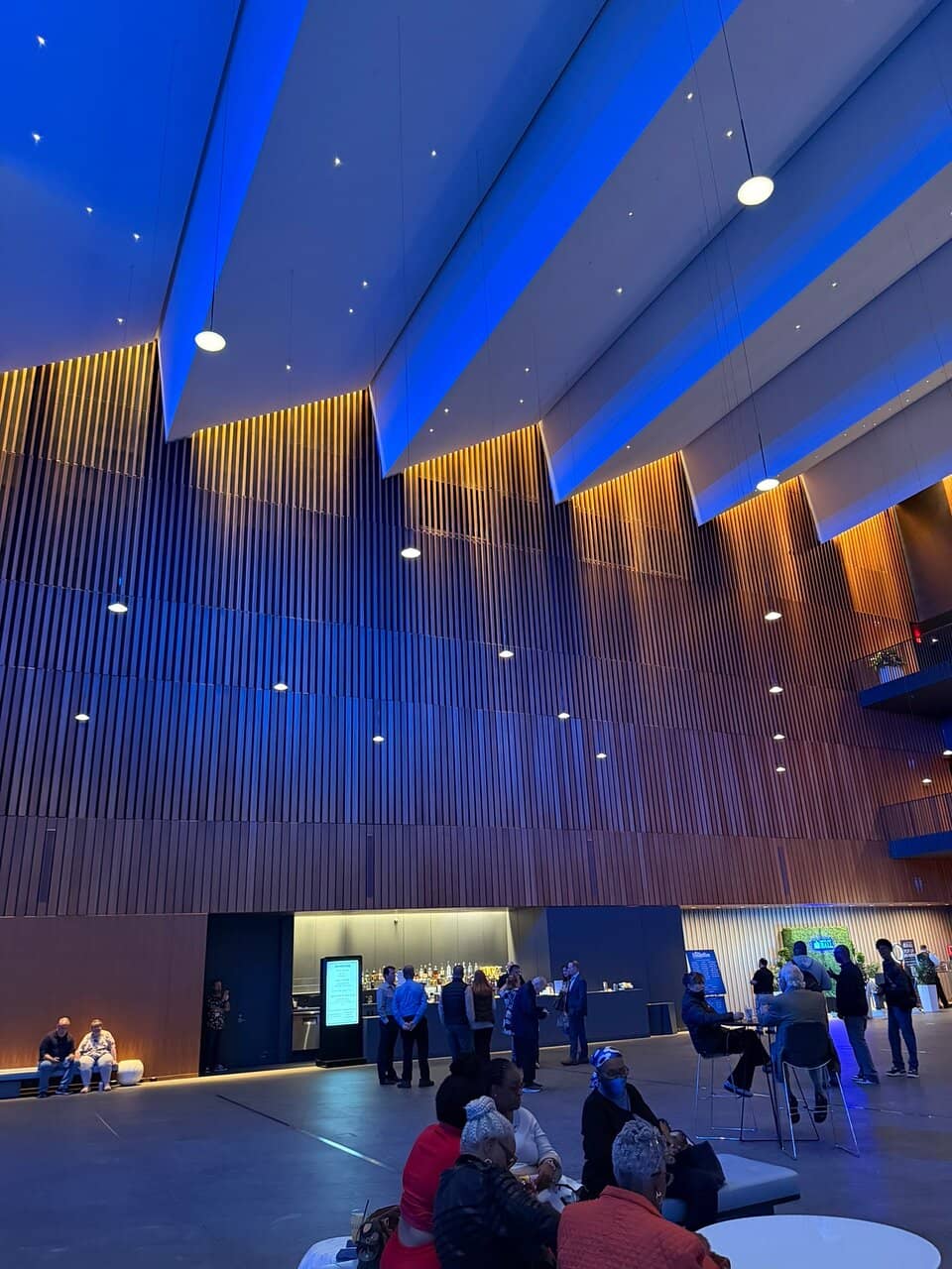 Modern & Spacious Seating