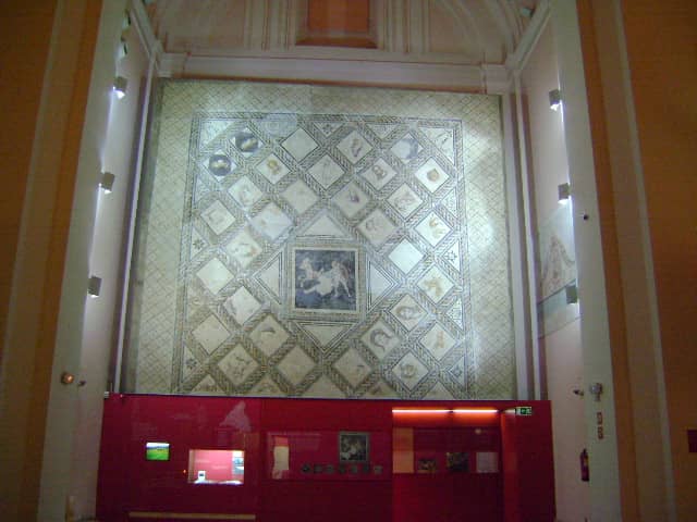 Prehistoric Tools & Artifacts