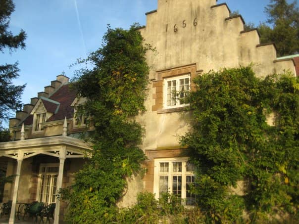 Romantic Gardens and River Views