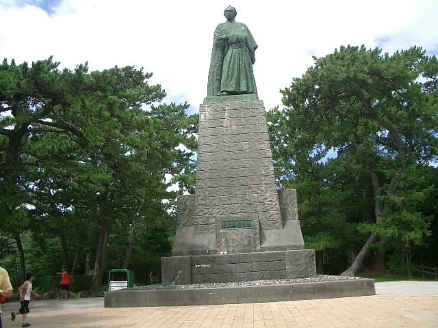 Katsurahama Beach