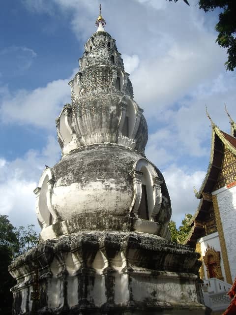 Tranquil Temple Grounds