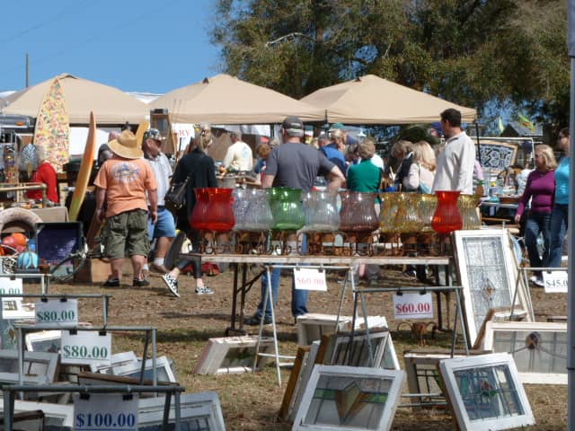 Expansive Outdoor Flea Market