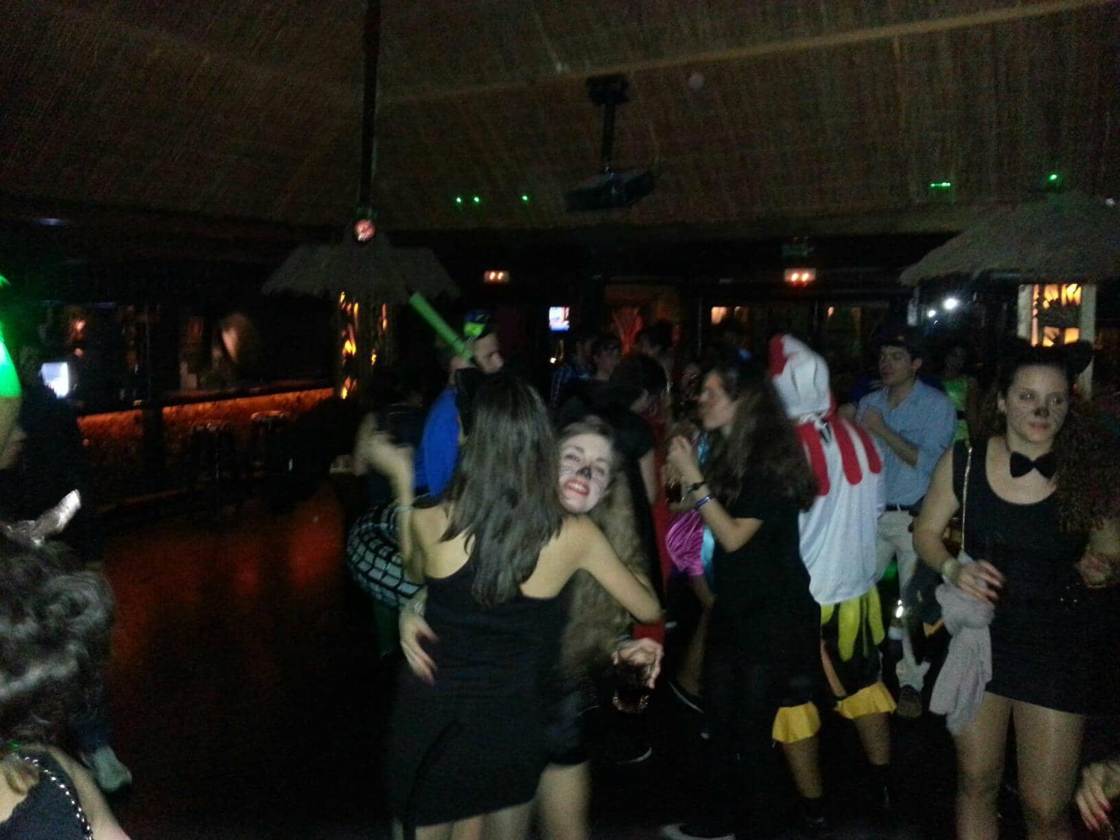 Beachfront Dining & Drinks