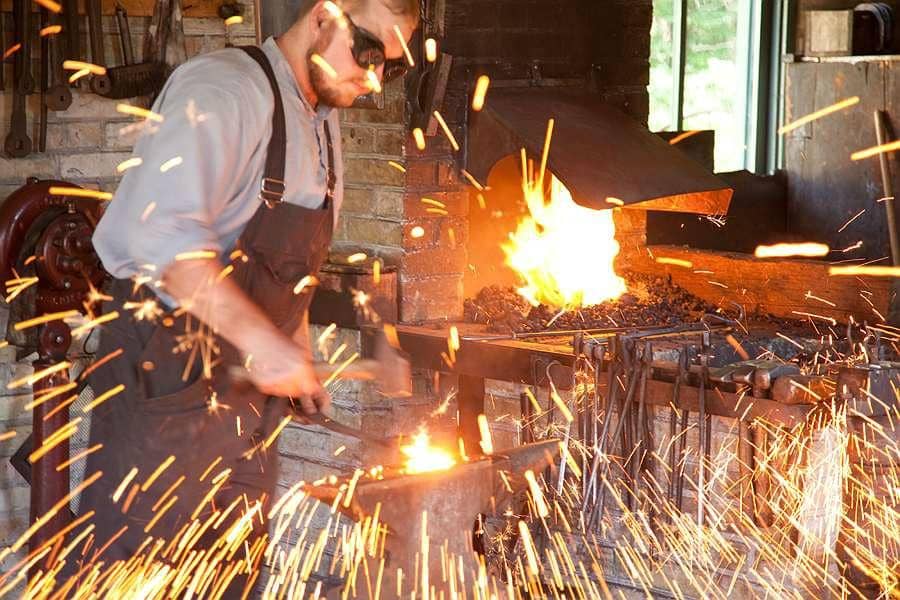 Traveling & Local Art Exhibitions