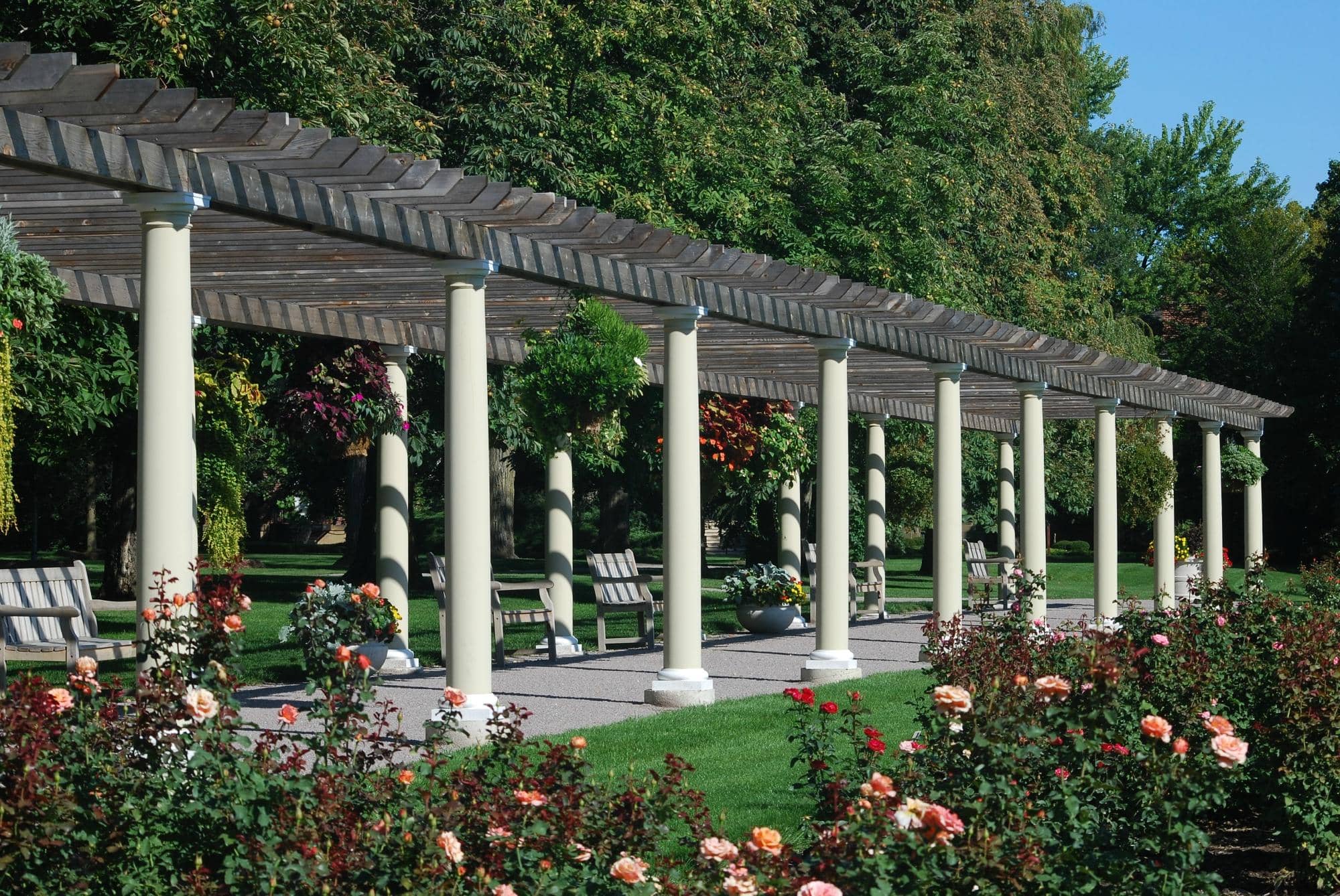 Outdoor Tank Displays