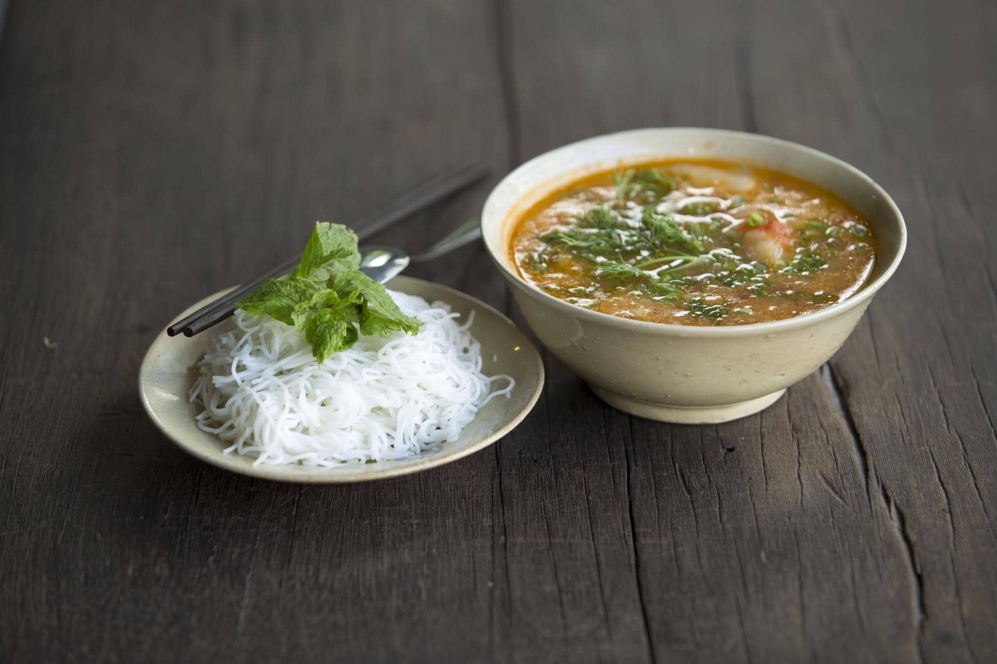 Cozy Colonial Ambiance