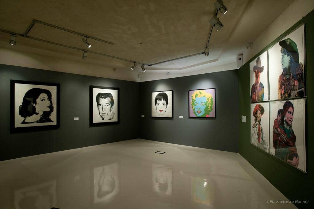 Vibrant Mola Artistry