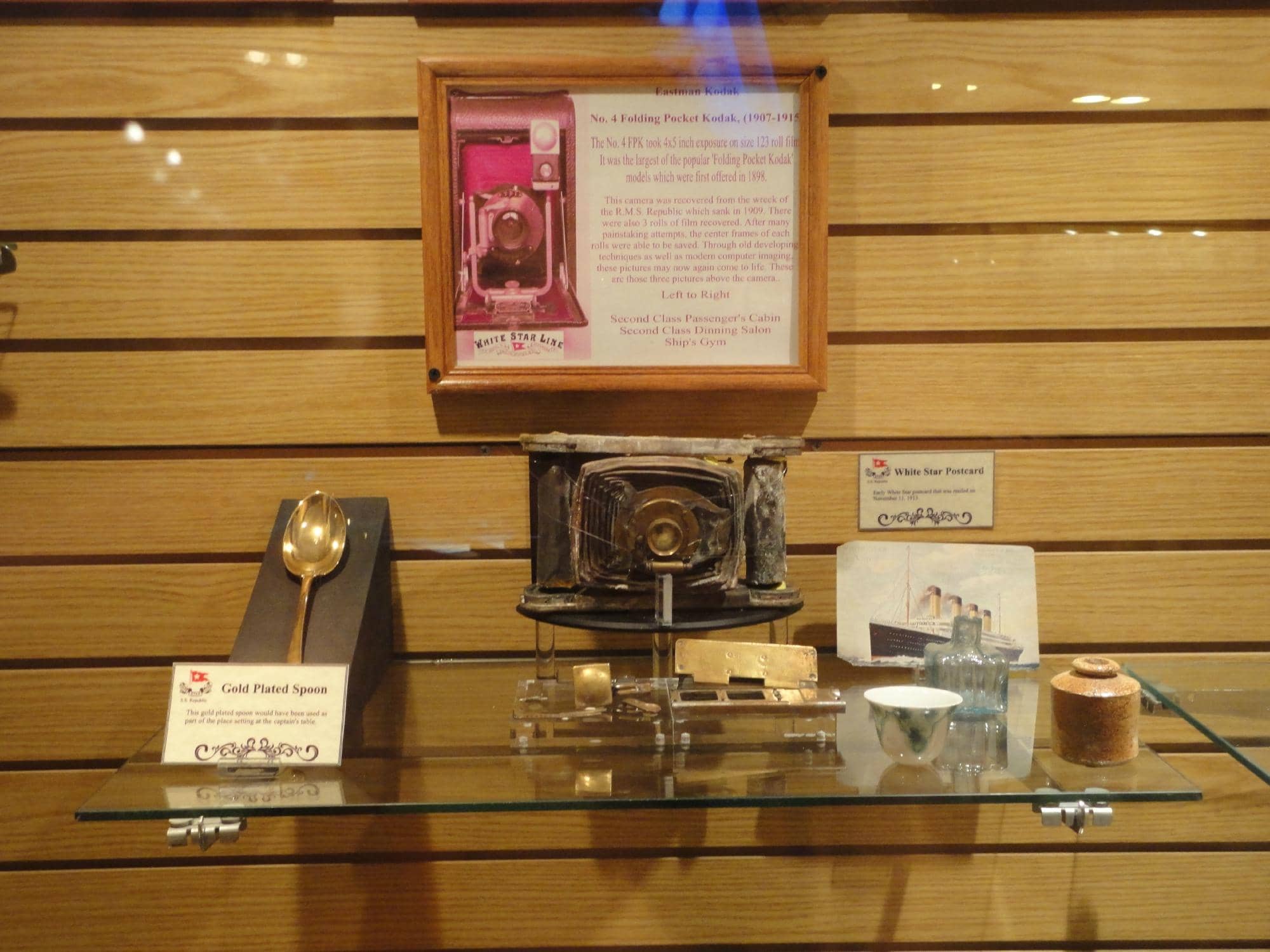 Titanic Menu & Emeralds