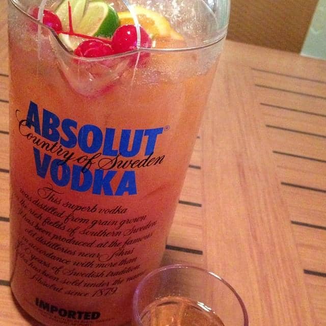 Beach Games & Lively Patio