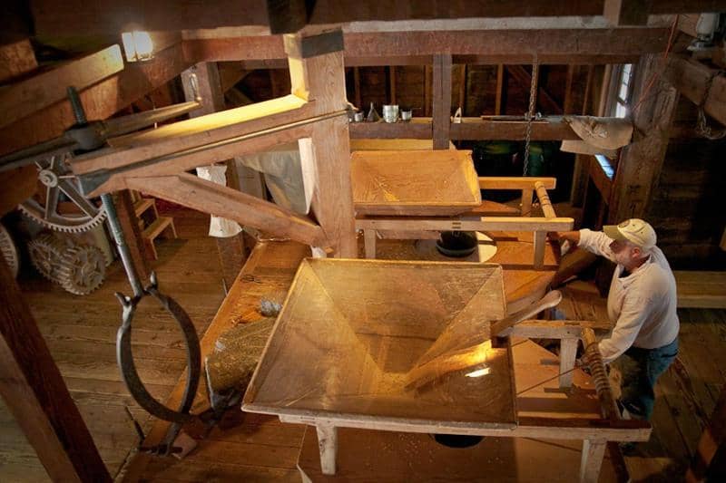 Live Milling Demonstrations