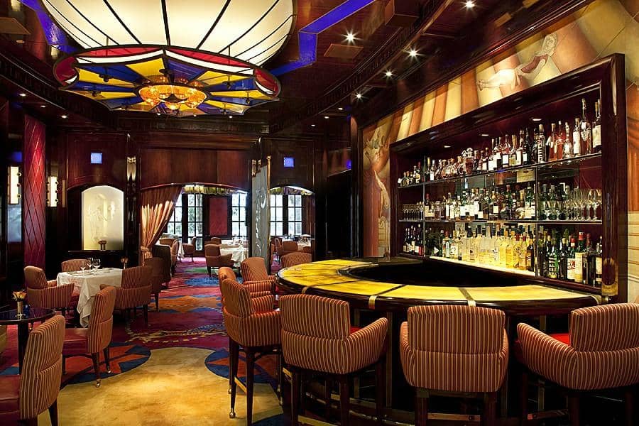 Romantic Ambiance with Fountain Views