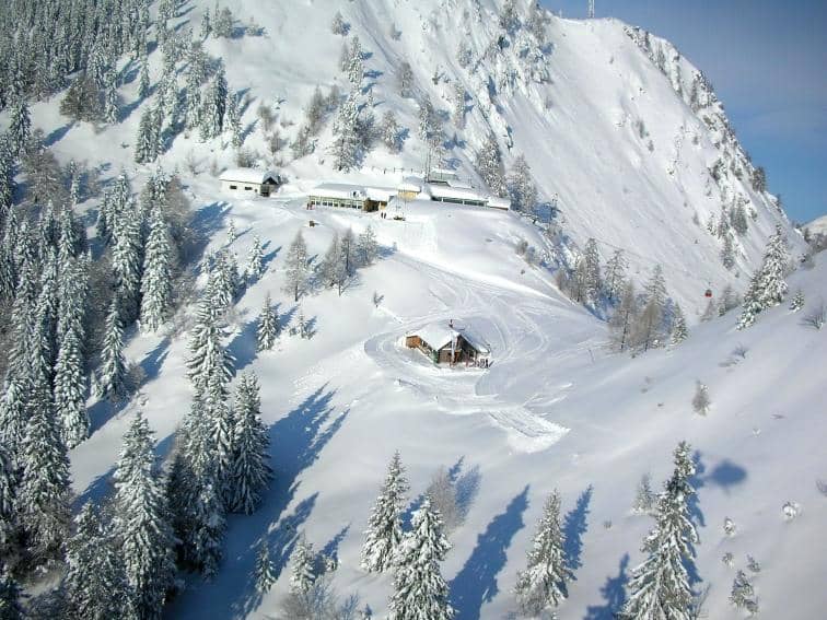 Almhütte & Local Delicacies