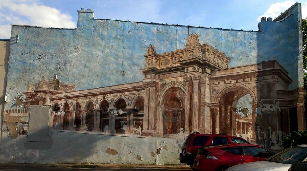 Local Galleries & Shops