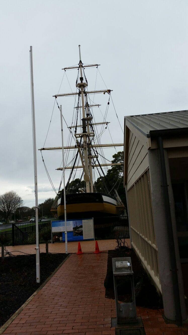 Historical Fashions and Local Life