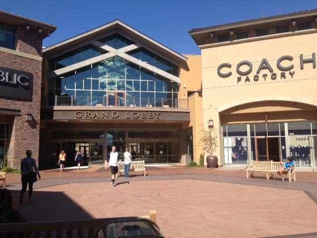 Columbia Outlet
