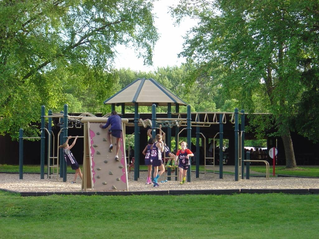 Scenic Pond & Walking Paths
