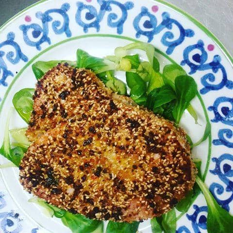 Charming Alleyway Ambiance