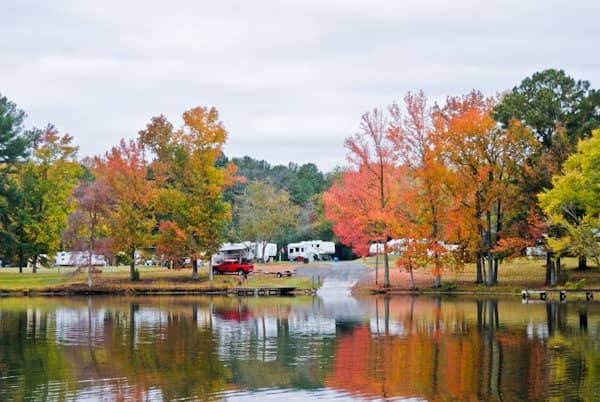 Tennessee Riverfront Cabins
