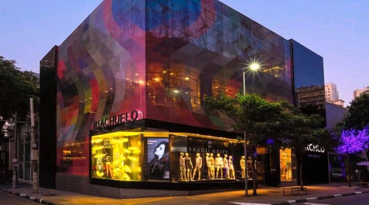 Chic Cafes and Restaurants